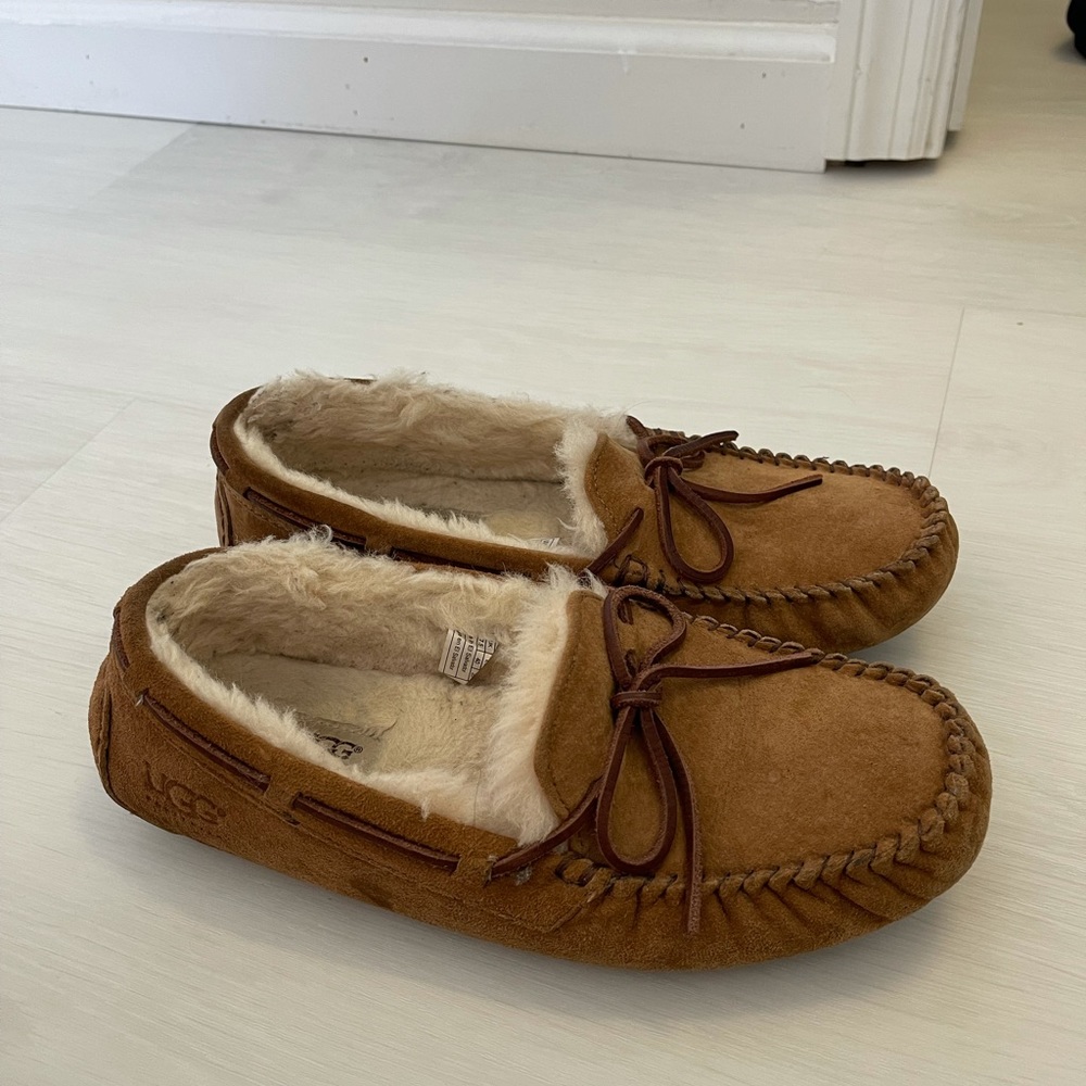 UGG Moccasins Women’s size 9